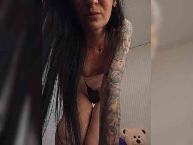 Black_chick webcam