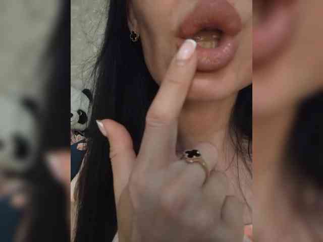 Mikki88K Sex Cam Show
