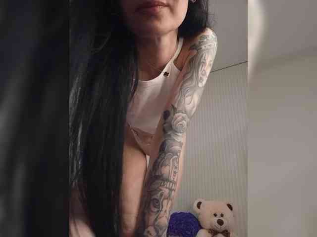 Black_chick webcam