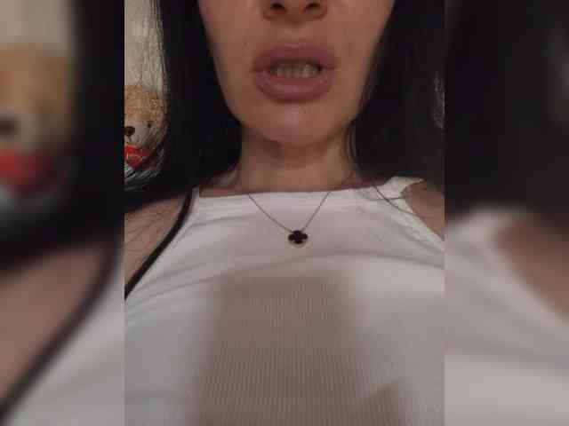 Black_chick webcam