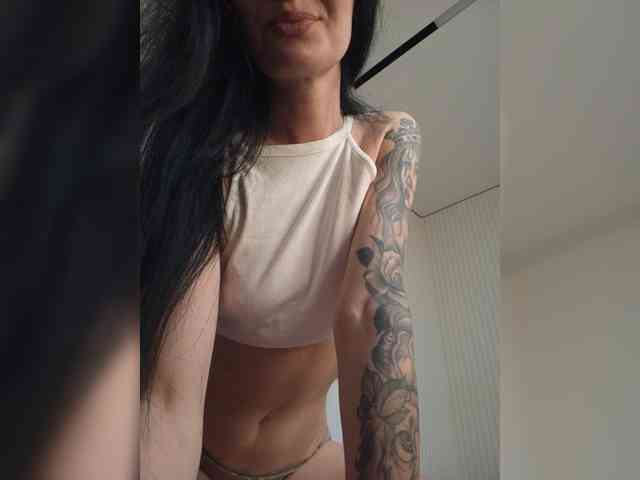Black_chick webcam