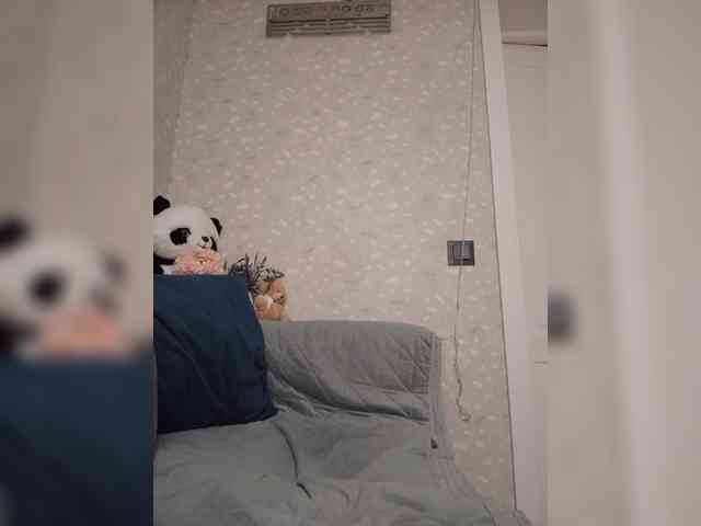 Black_chick webcam