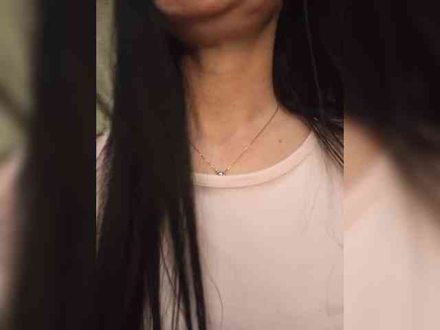 Black_chick webcam