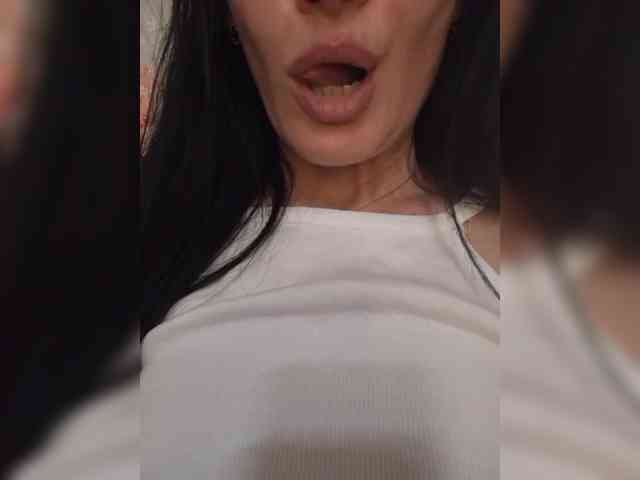 Black_chick webcam