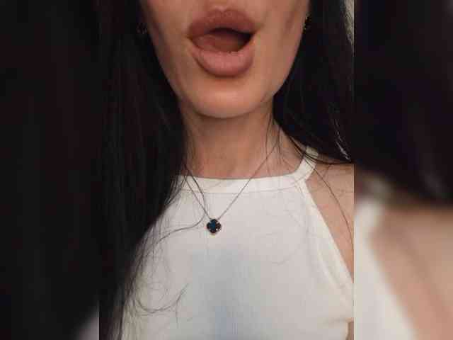 Black_chick webcam