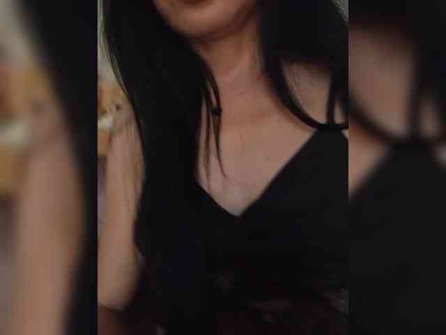 Black_chick webcam