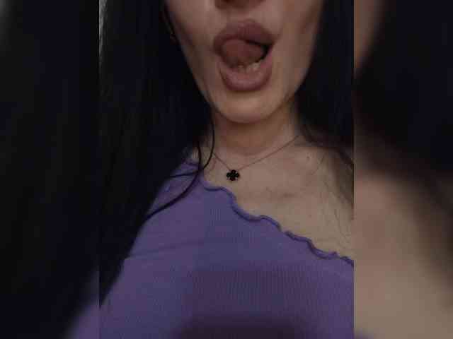 Black_chick webcam