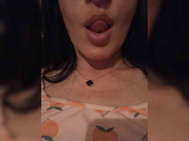 Black_chick webcam