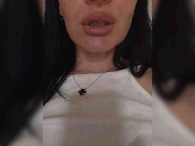 Mikki88K Live Webcam on BongaCams