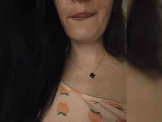 Black_chick webcam