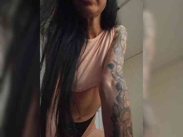 Mikki88K Sex Cam Show