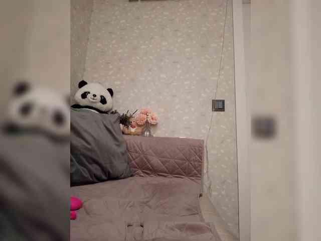 Black_chick webcam