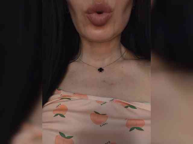 Black_chick webcam