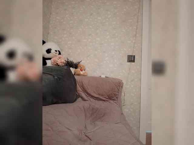Black_chick webcam
