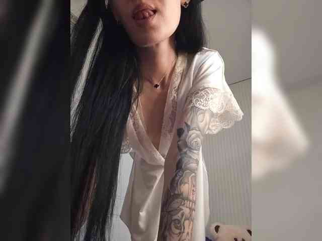 Black_chick webcam
