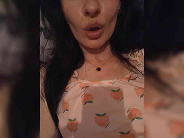 Black_chick webcam