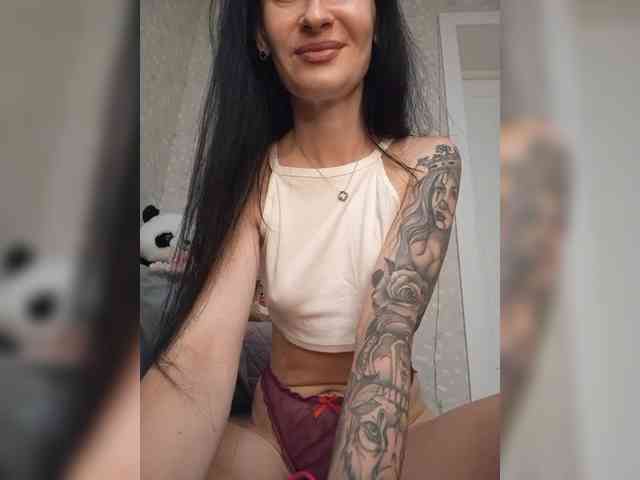 Black_chick webcam