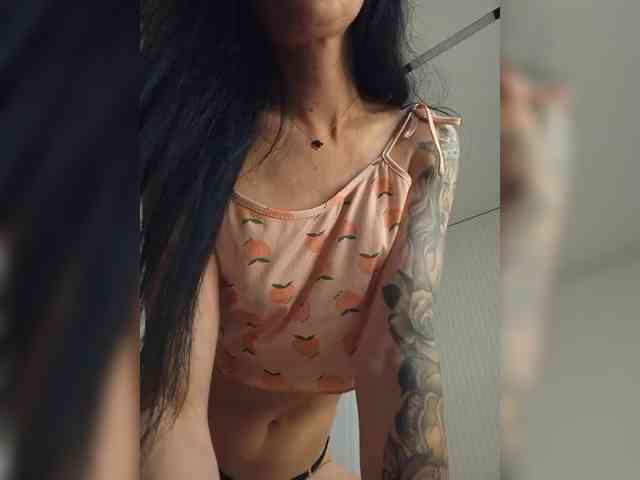 Black_chick webcam