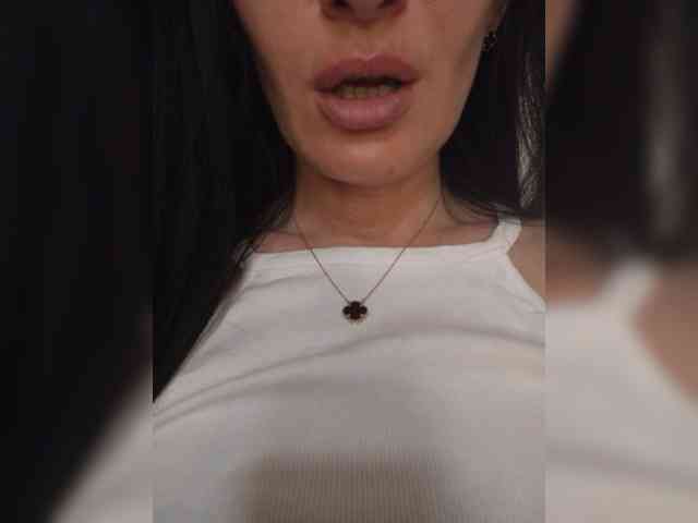 Black_chick webcam