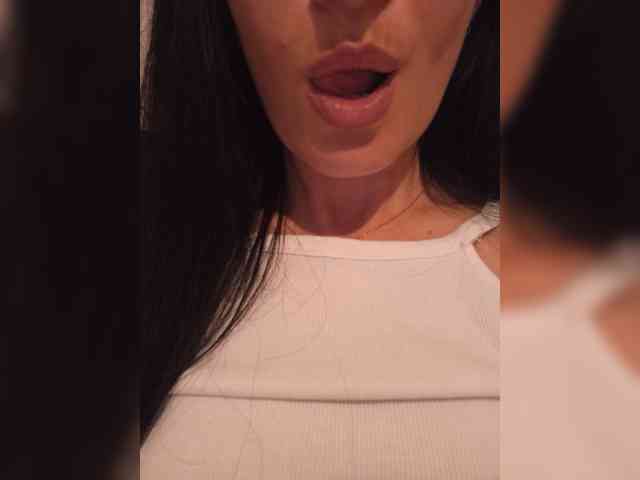 Black_chick webcam