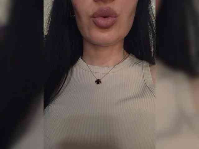 Black_chick webcam