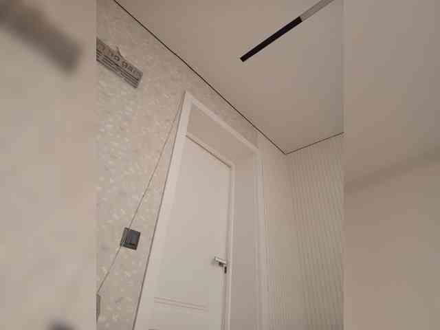 Black_chick webcam