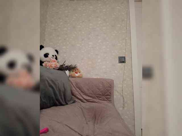 Black_chick webcam