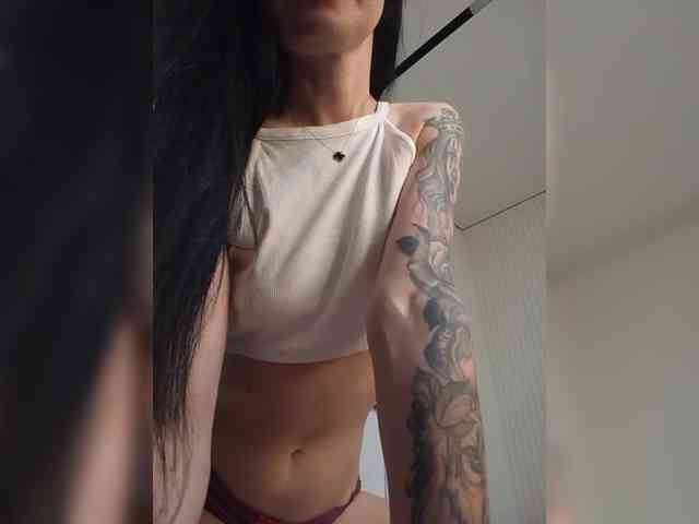 Black_chick webcam