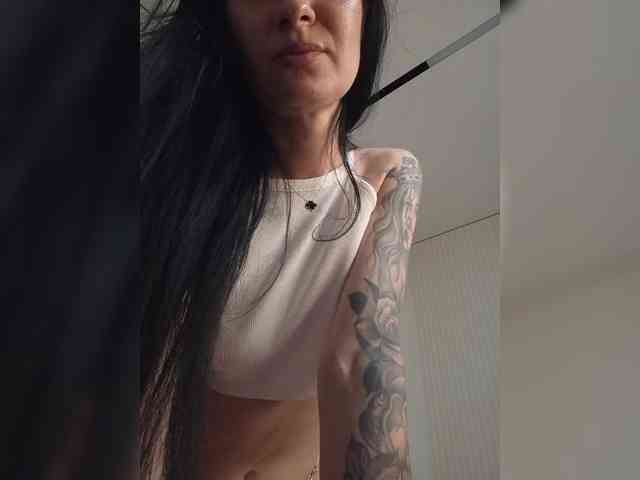 Black_chick webcam