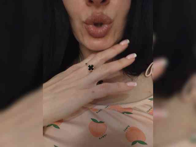 Black_chick webcam