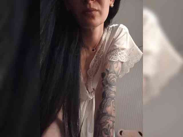 Black_chick webcam