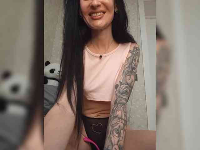 Black_chick webcam