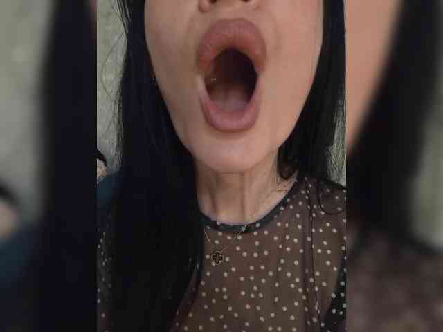 Black_chick webcam