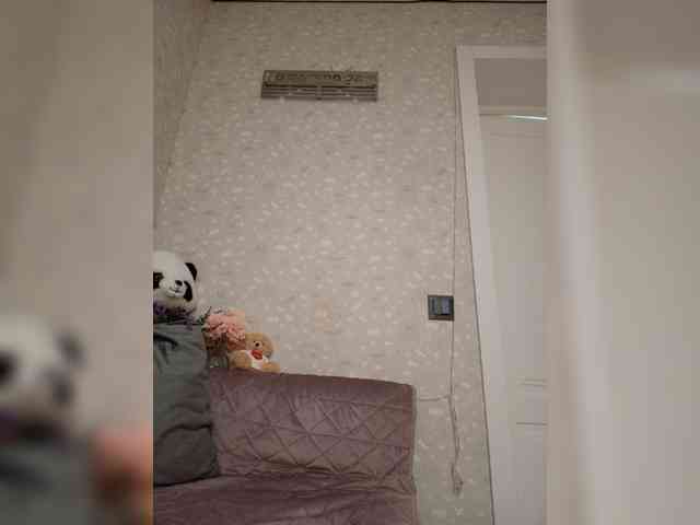 Black_chick webcam