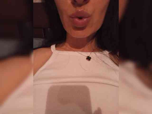 Black_chick webcam