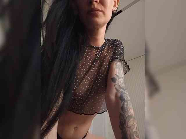 Black_chick webcam