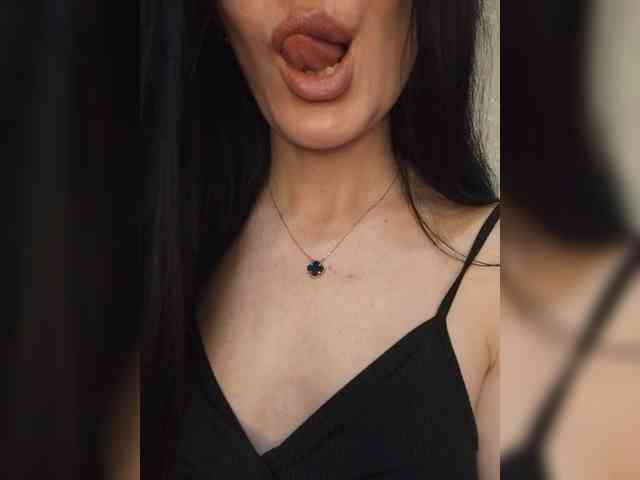 Black_chick webcam