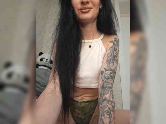 Black_chick webcam