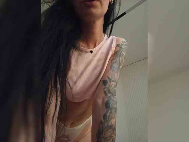Black_chick webcam
