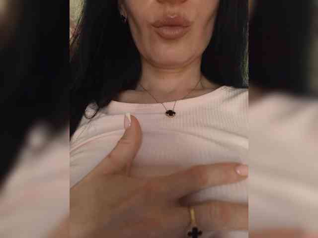 Black_chick webcam