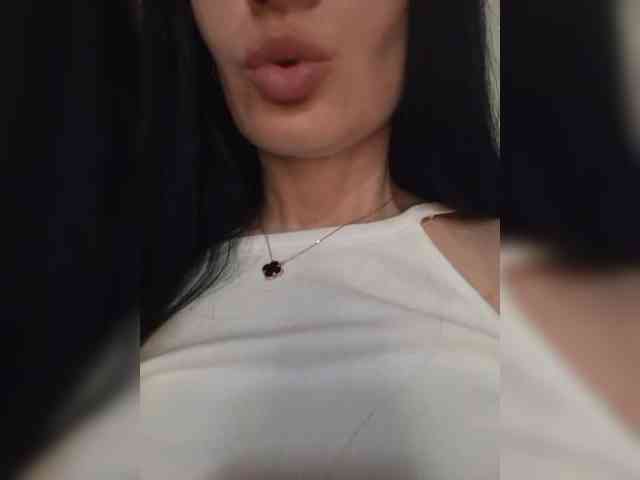 Black_chick webcam