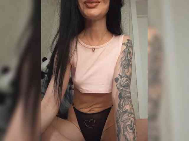 Black_chick webcam