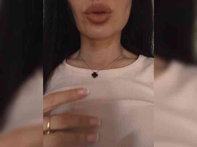 Black_chick webcam