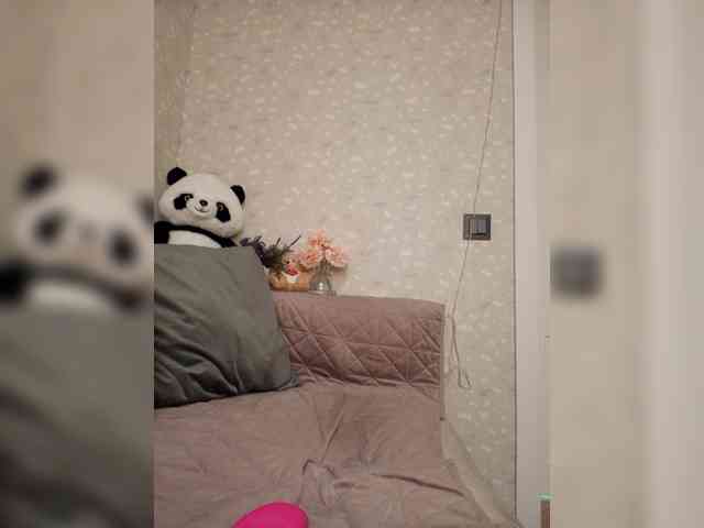Black_chick webcam