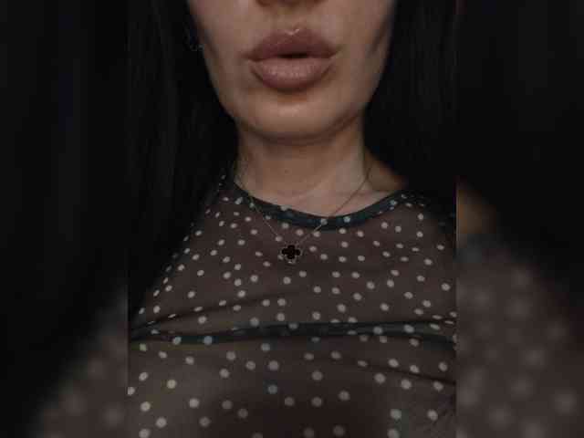 Black_chick webcam