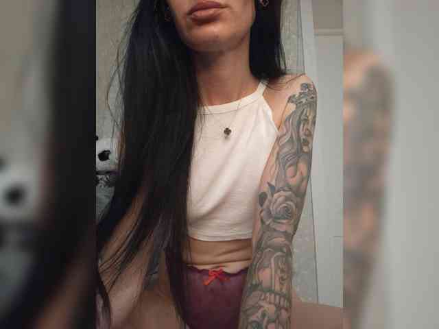 Black_chick webcam