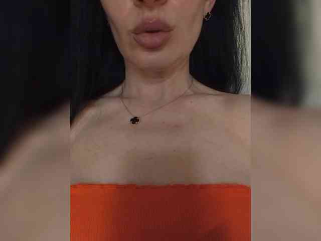 Black_chick webcam