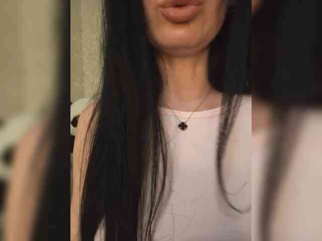 Эта модель сейчас онлайн. Mikki88K