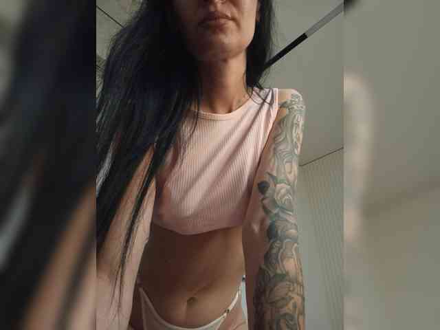 Black_chick webcam