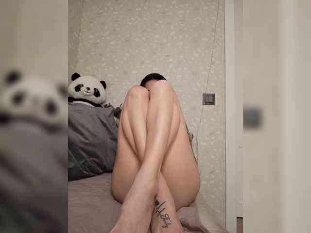 Black_chick webcam